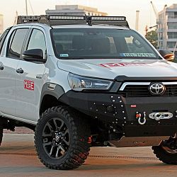 3630-zderzak-przedni-stalowy-toyota-hilux-revo-more-4x4-1687526484.jpg