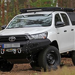 4206-zderzak-przedni-stalowy-toyota-hilux-revo-more-4x4-1687526485.jpg