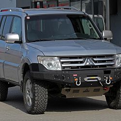 4909-zderzak-przedni-off-road-mitsubishi-pajero-4-v80-more-4x4-1687519829.jpg