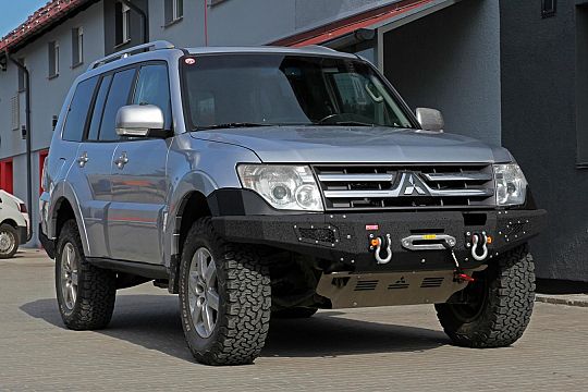 4904-zderzak-przedni-off-road-mitsubishi-pajero-4-v80-more-4x4-1687519829.jpg