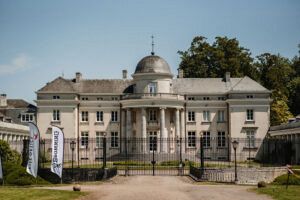 HKO8080-GameFairBelgium-KasteelvanDuras-HollyKleinOonk-300x200-1716461858.jpg